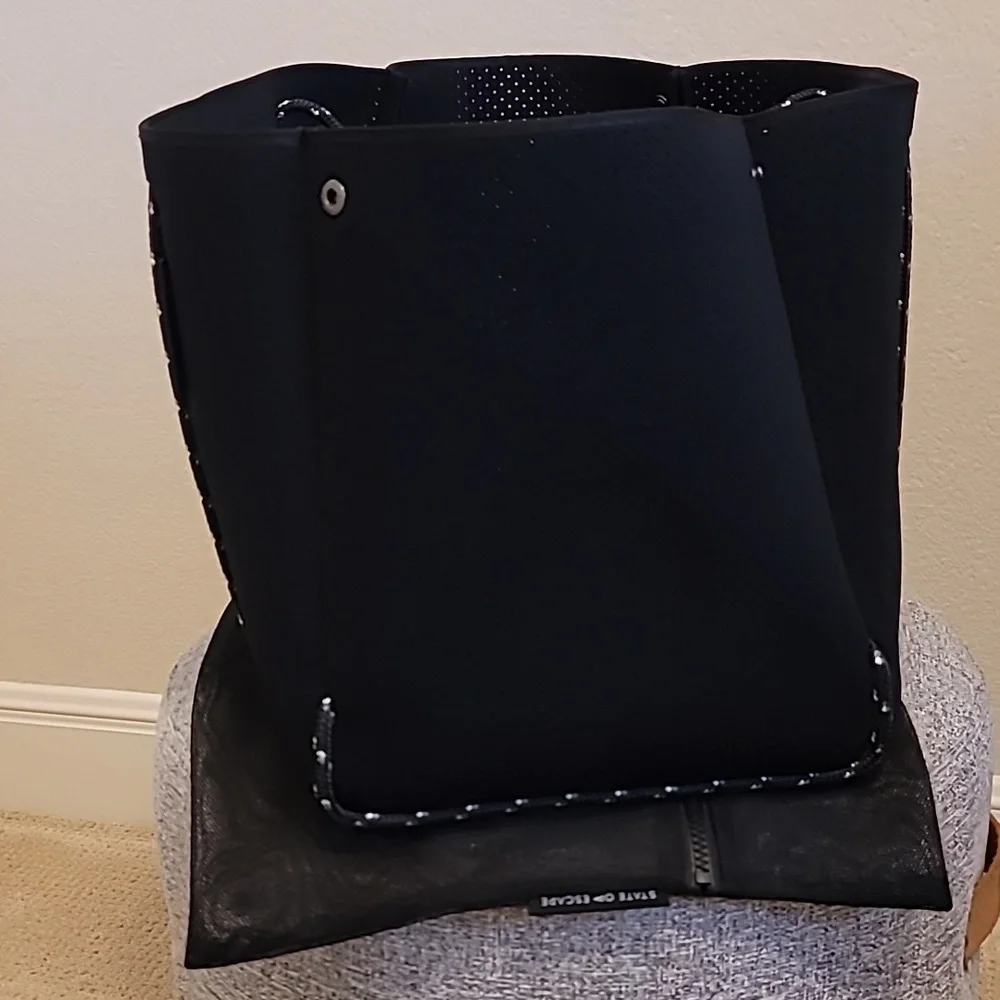 State of Escape, Escape Tote Bag - Picture 9 of 10